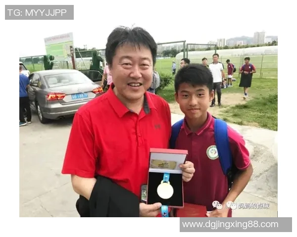 足球明星米奇的妈妈如何培养出一位世界级球员的成长故事与心路历程